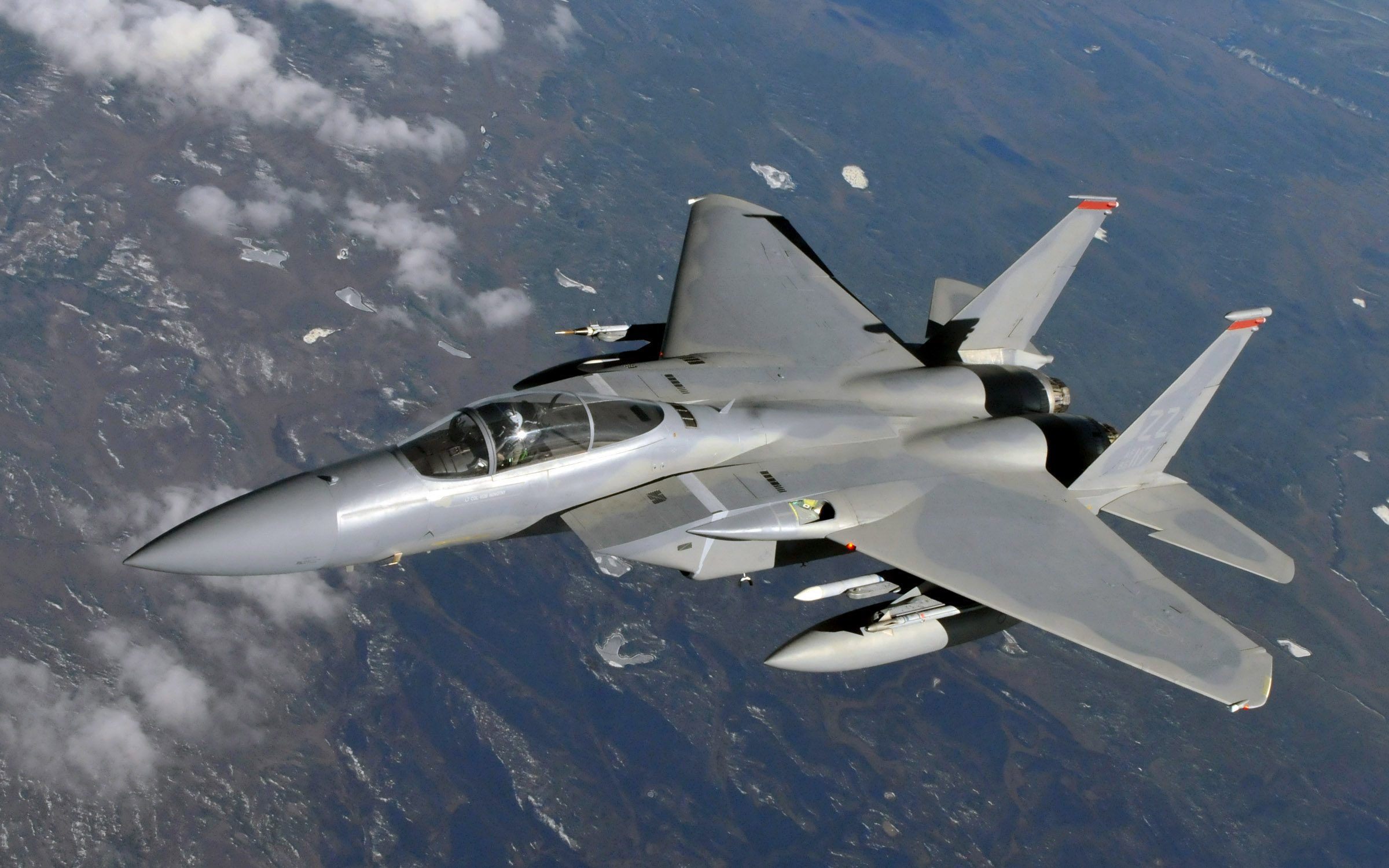 F-15 interceptan 2 aviones sobre el sur de Florida durante la visita de Trump