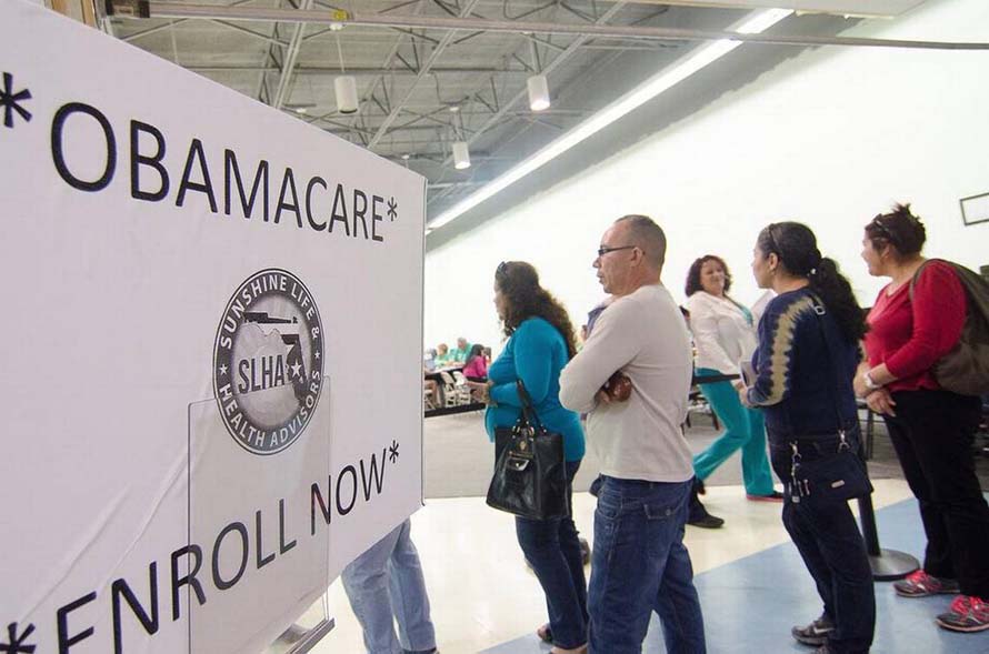 Le cierran las puertas del Medicaid, Univista le abre las de Obamacare