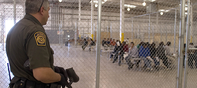 Trump: Si las celdas están hacinadas, pues que no vengan a EE UU