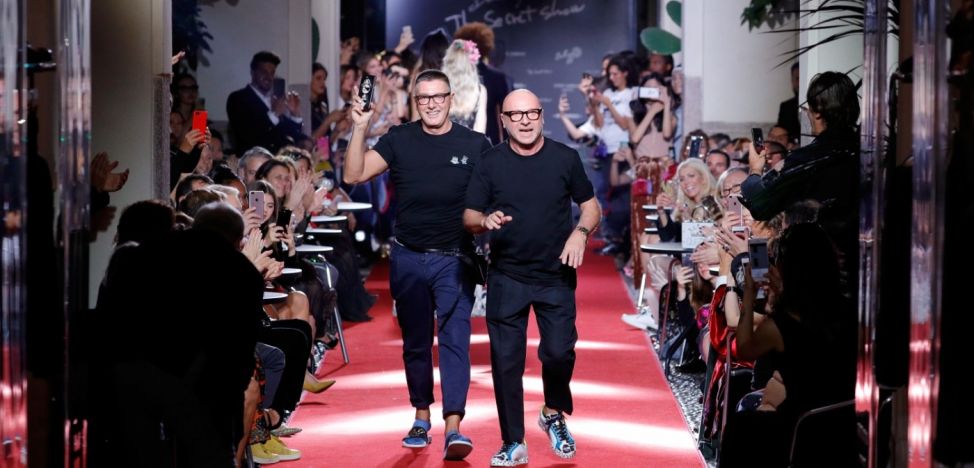 Dolce & Gabbana piden perdón tras polémica por comentarios racistas sobre China
