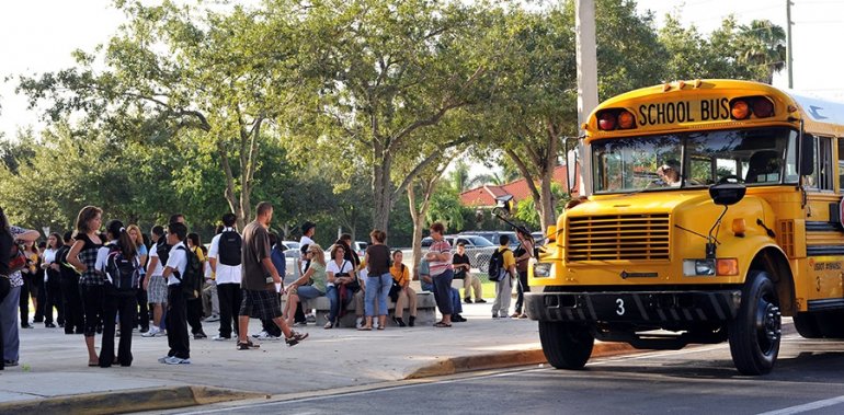 Más de una docena de estudiantes fueron enviados a casa tras enfermarse en escuela de Treasure Coast