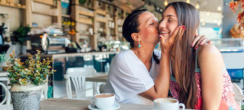 Estudio reconfirma que las madres son las mejores amigas de sus hijas
