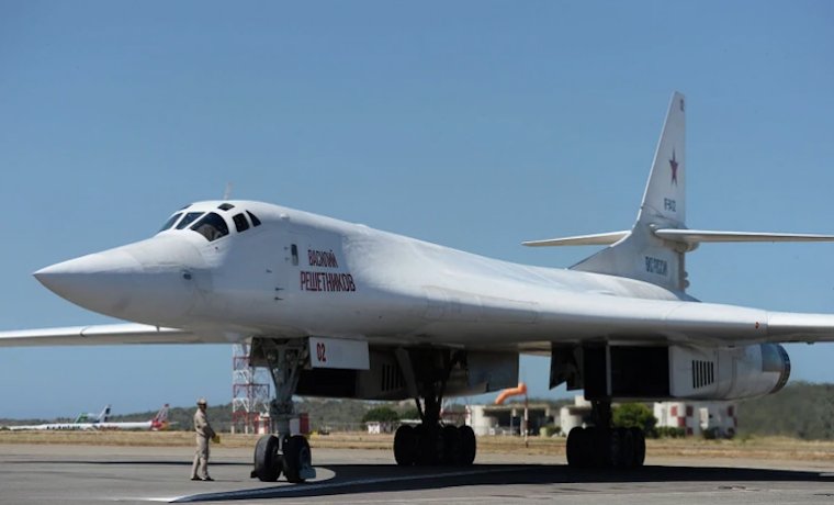 Rusia envía aviones de guerra con capacidad nuclear a Venezuela