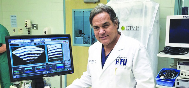 Urólogo de Miami aplica novedoso tratamiento no invasivo contra cáncer de próstata
