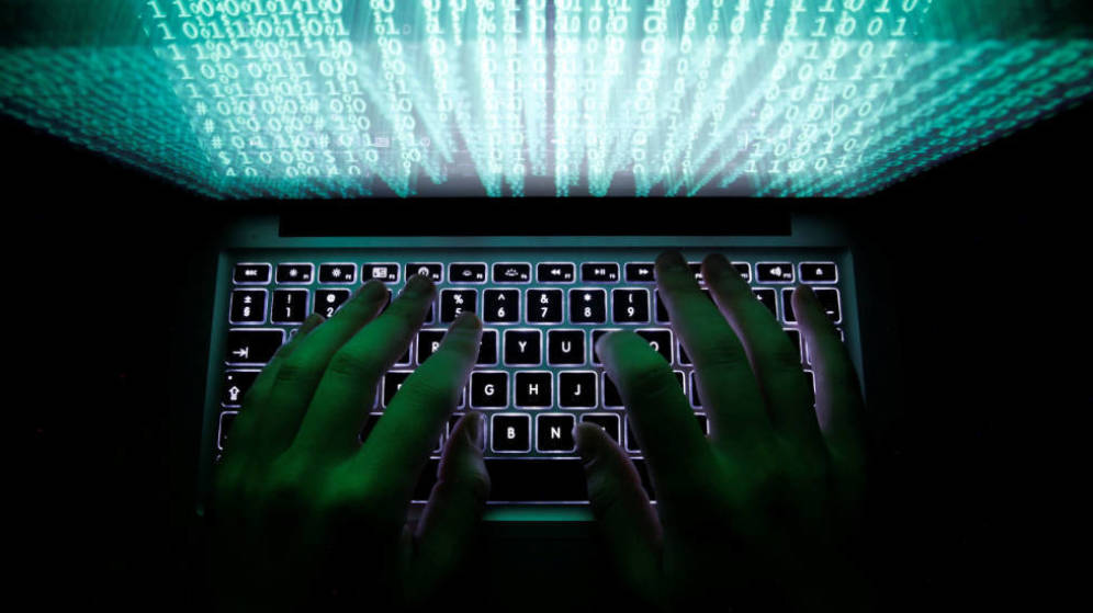 Alerta global: Autoridades buscan remitente de amenazas de bombas por email