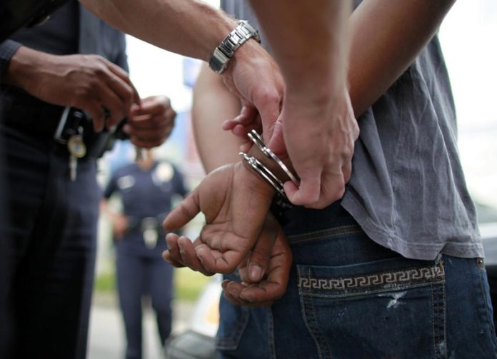 Detuvieron a 25 hombres en Florida por tráfico de personas
