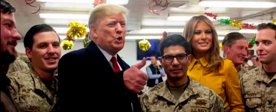 Soldados estadounidenses reciben visita sorpresa de la pareja presidencial