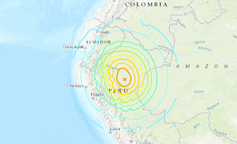 Fuerte terremoto de magnitud 8 y más de 2 minutos sacudió a Perú