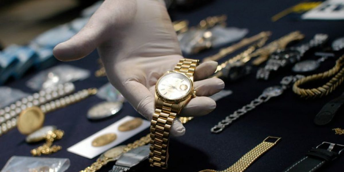 Conozca cómo operó banda criminal de mujeres en busca de relojes caros en Miami