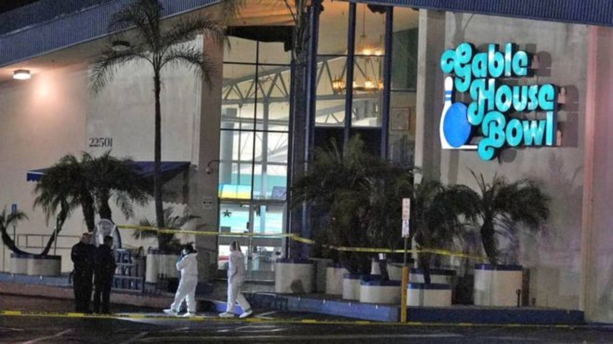 Primeras imágenes del tiroteo en un bowling cerca de Los Ángeles que dejó tres muertos (Video)