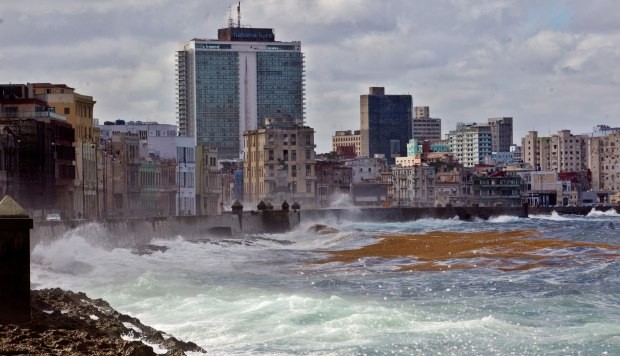 Tornado dejó tres muertos y 172 heridos en La Habana