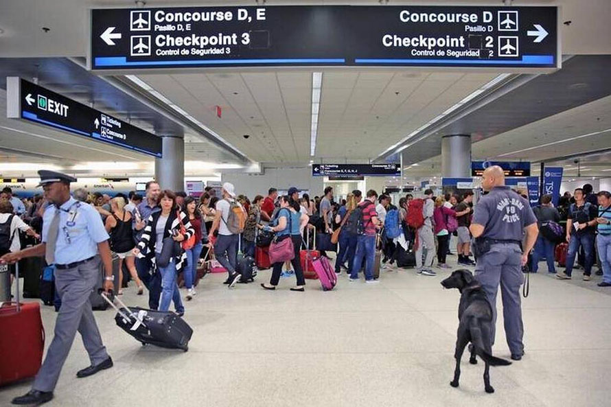 Regreso a casa de visitantes por SuperBowl congestionará aeropuertos del sur de Florida