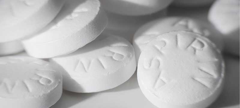 Consumo diario de aspirina podría generar sangrado intestinal