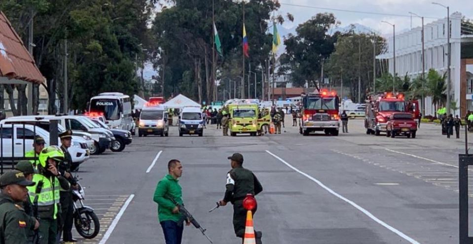 Explosión de coche-bomba en Colombia deja 8 muertos y 38 heridos