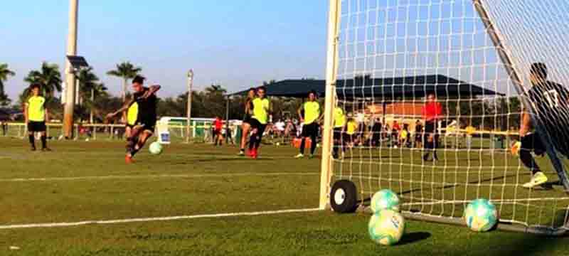 Fútbol: Peñarol juega y gana en Miami contra los Florida Soccer Soldiers