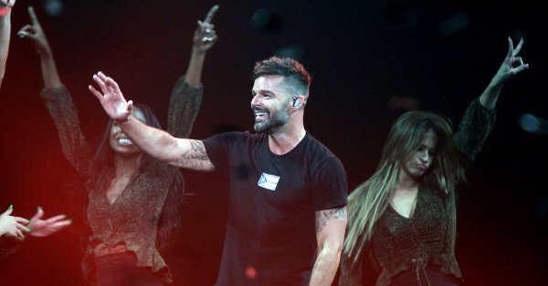 Ricky Martin hizo un llamado a sus fans por el coronavirus: “Quédate en casa” (video)