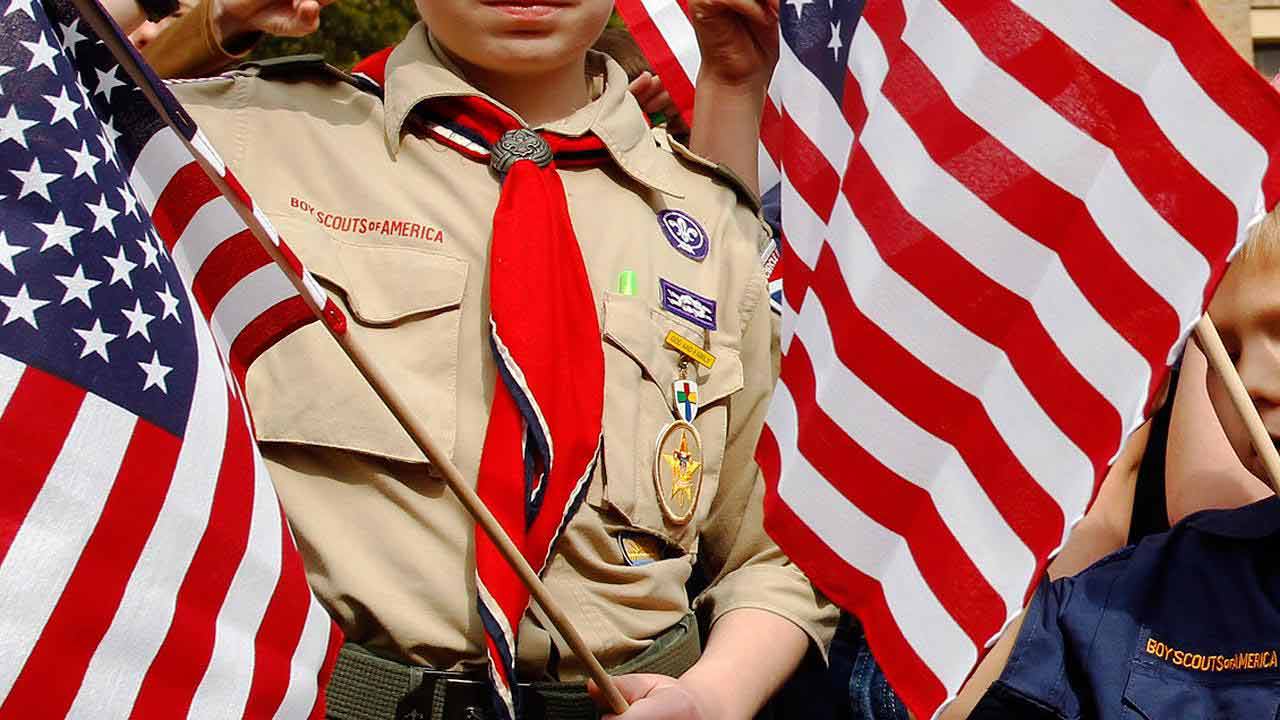 Por primera vez Boy Scouts de Palm Beach incluyen a las niñas para formar tropas