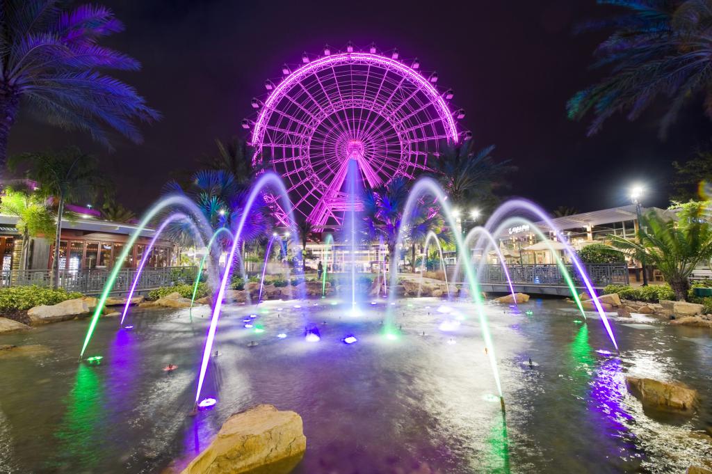 Prohíben plástico en parques y teatros de Orlando