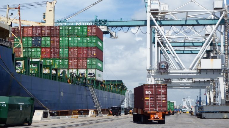 Puerto de Miami avanza en la ampliación de su capacidad operativa