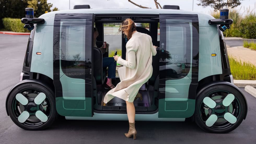 Zoox comenzó pruebas de sus robotaxis en Miami