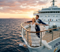Adiós a las bodas de 50,000 dólares: ahora las parejas prefieren casarse en alta mar