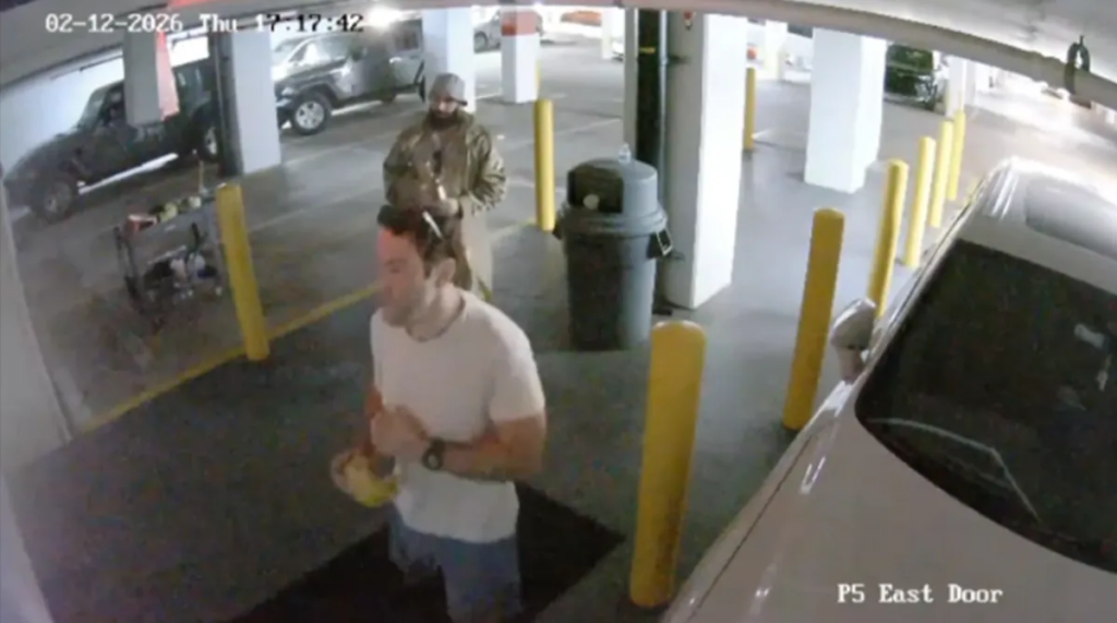 hombre cae desde piso 25 en Miami Beach