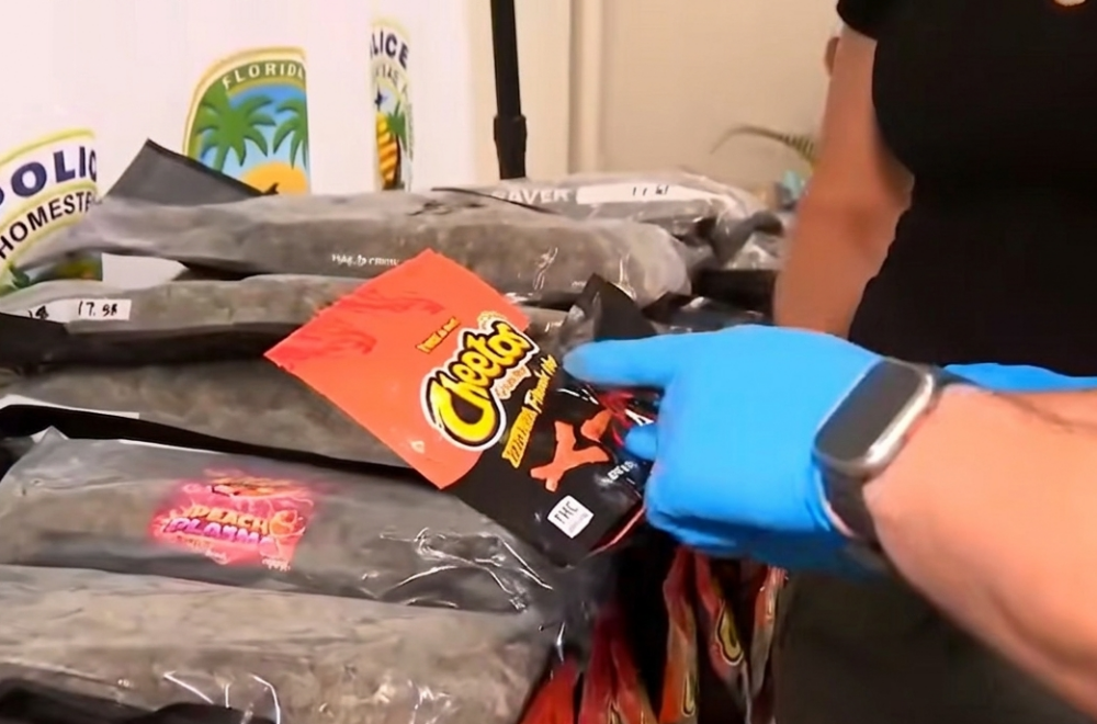 Policía de Homestead desmantela red que camuflaba drogas en empaques de dulces y snacks