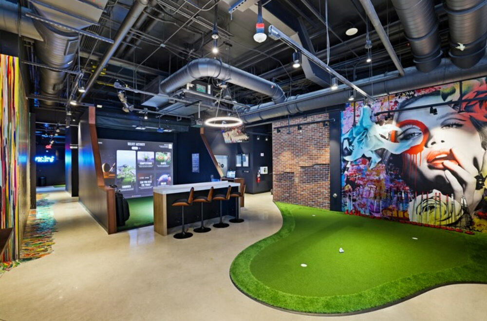 Five Iron Golf abre en Miami su centro de simulación más grande de EE.UU.
