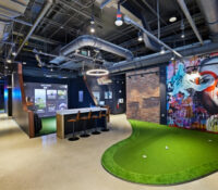 Five Iron Golf abre en Miami su centro de simulación más grande de EE.UU.