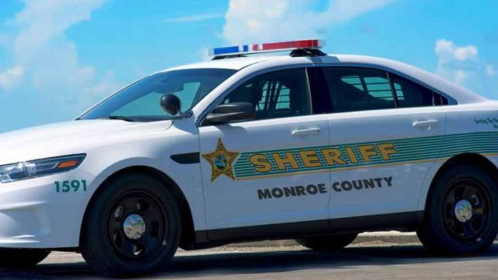 mujer apuñalada con espada en Florida