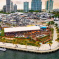 Regatta Grove cumple tres años y lo festeja frente al mar en Coconut Grove