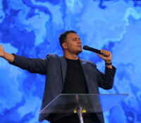 Pastor Ronny Oliveira impulsa su mensaje en Estados Unidos y amplía su alcance internacional