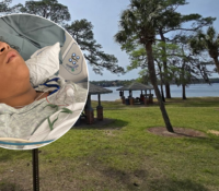 Bacteria “come carne” pone en riesgo la vida de adolescente en Florida