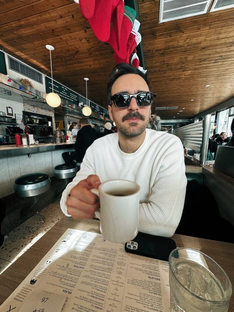 Gibran García en una etapa de crecimiento dentro de su carrera actoral