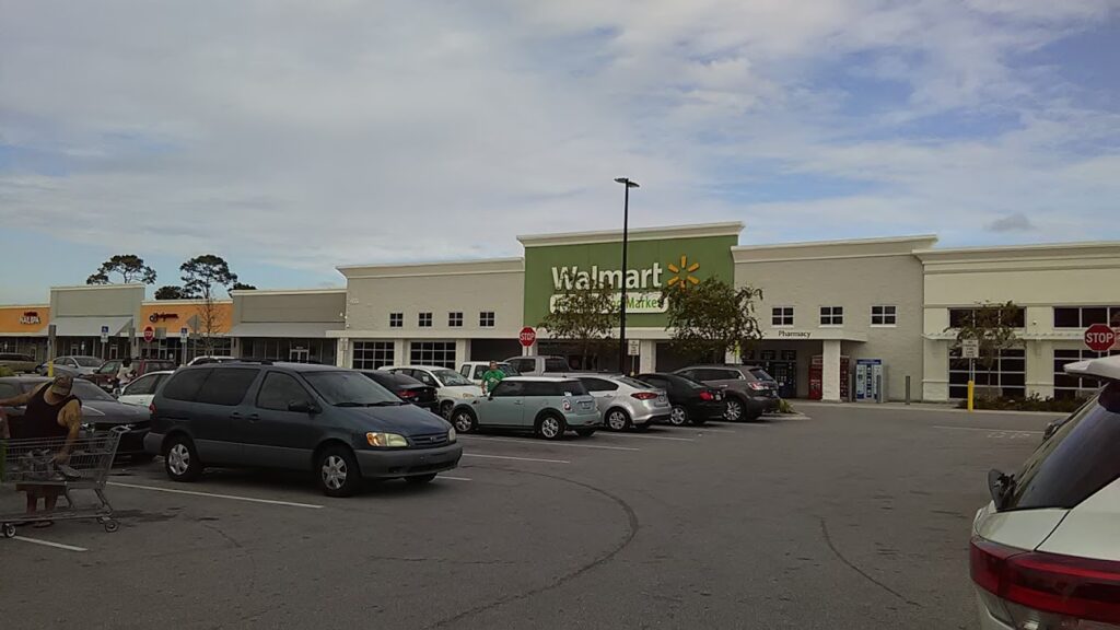 cajera de Walmart arrestada lotería