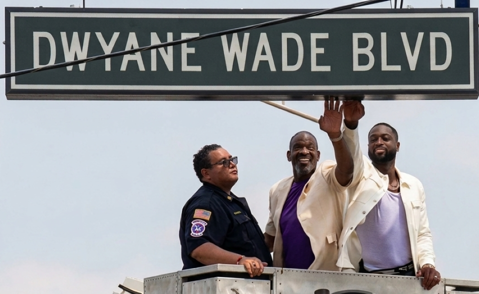 Tras la de Miami, Dwyane Wade suma calle con su nombre en ciudad natal