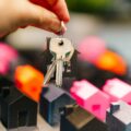 Casa propia en Florida: ¿Cuántos años debe ahorrar una familia para lograrlo?
