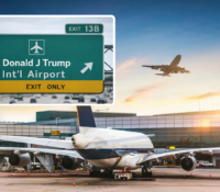 Instalan los primeros carteles del aeropuerto que llevará el nombre de Donald Trump