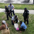 Milagro en North Miami Beach: niña de 8 años cae desde un tercer piso y sobrevive