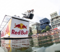 ¿Red Bull te da alas? La alocada competencia Flugtag regresa a Miami