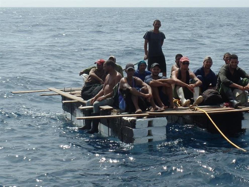 Dos grupos de balseros cubanos desembarcan en Florida