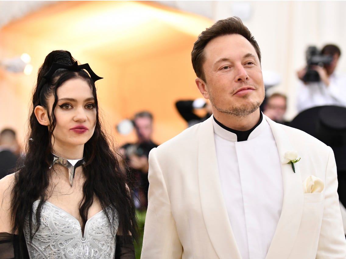 Elon Musk anunció el nacimiento de su hijo con Grimes de una forma muy original (foto)
