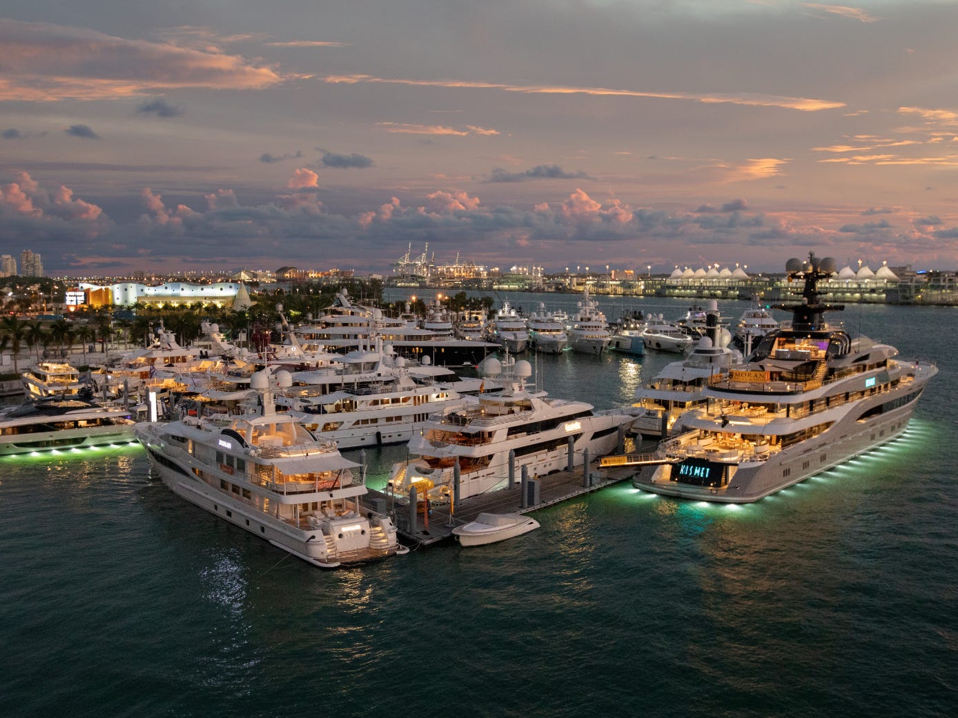 Los 7 yates más grandes debutan en el Miami Yacht Show de este fin de semana