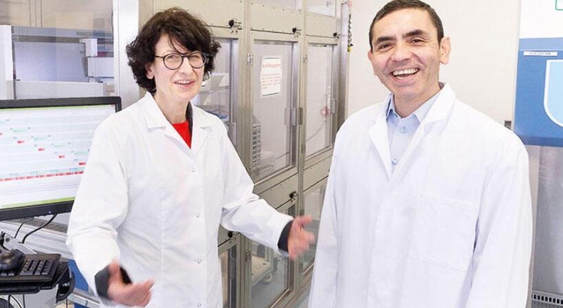 Alemania homenajeó a los creadores de la vacuna Covid-19 de BioNTech