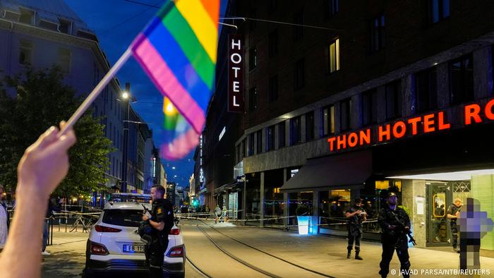 Desfile del Orgullo LGBTQ en Oslo fue suspendido por tiroteo que dejó dos muertos y varios heridos