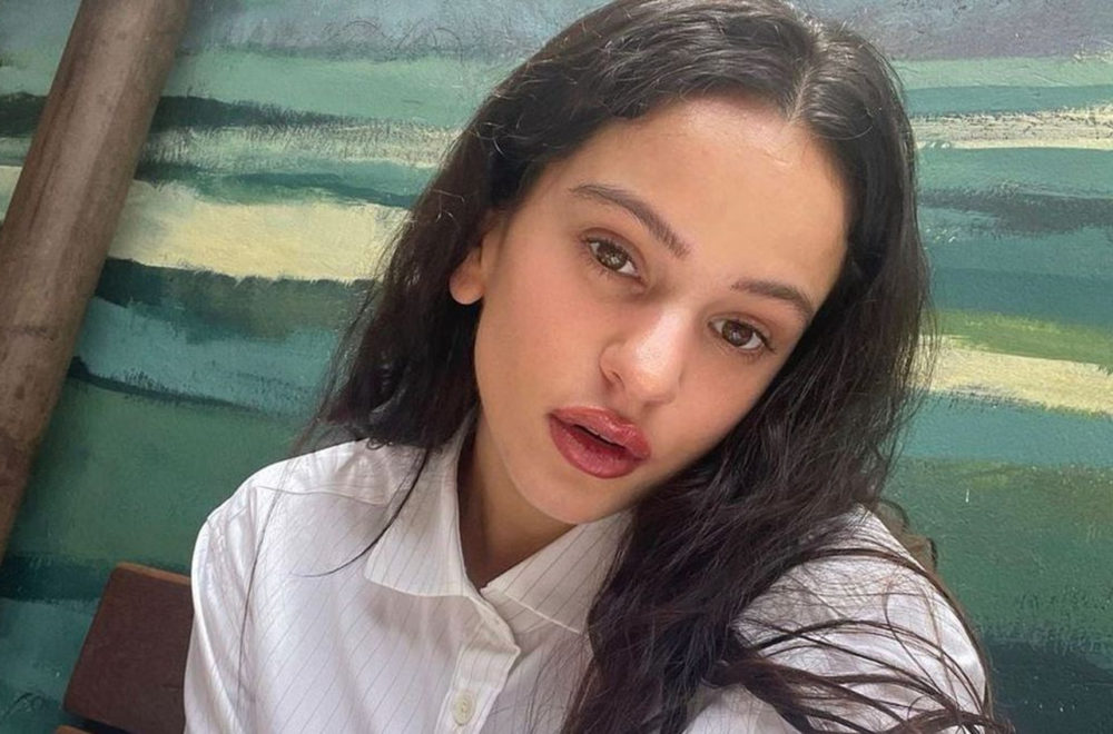 Rosalía indignada: Denuncia a cantante que editó sus fotos y la mostró desnuda
