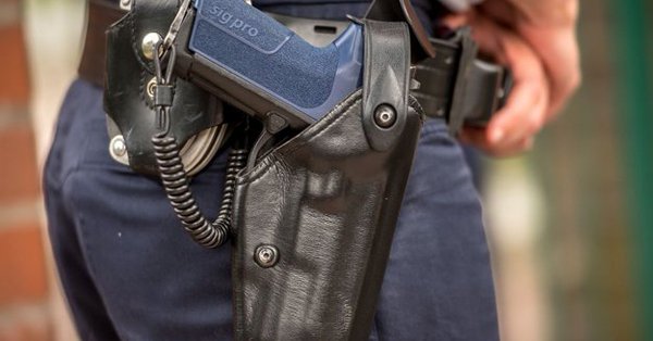 Nueva ley permitirá a los paramédicos portar armas de fuego