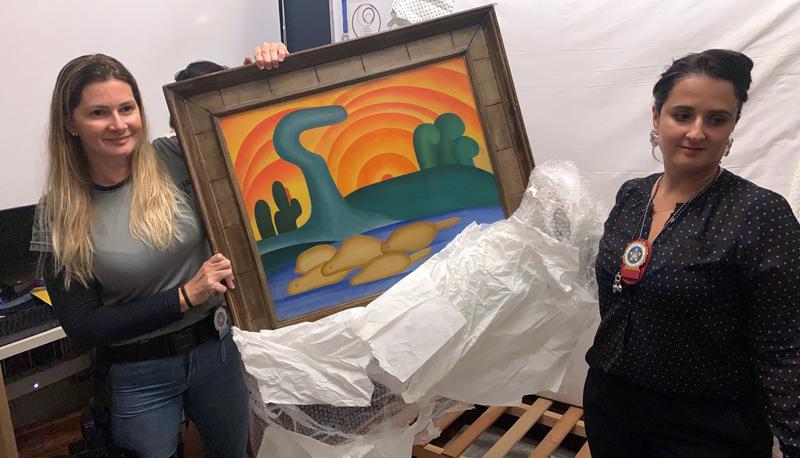 Policía de Brasil recupera obras de arte robadas a anciana por su hija