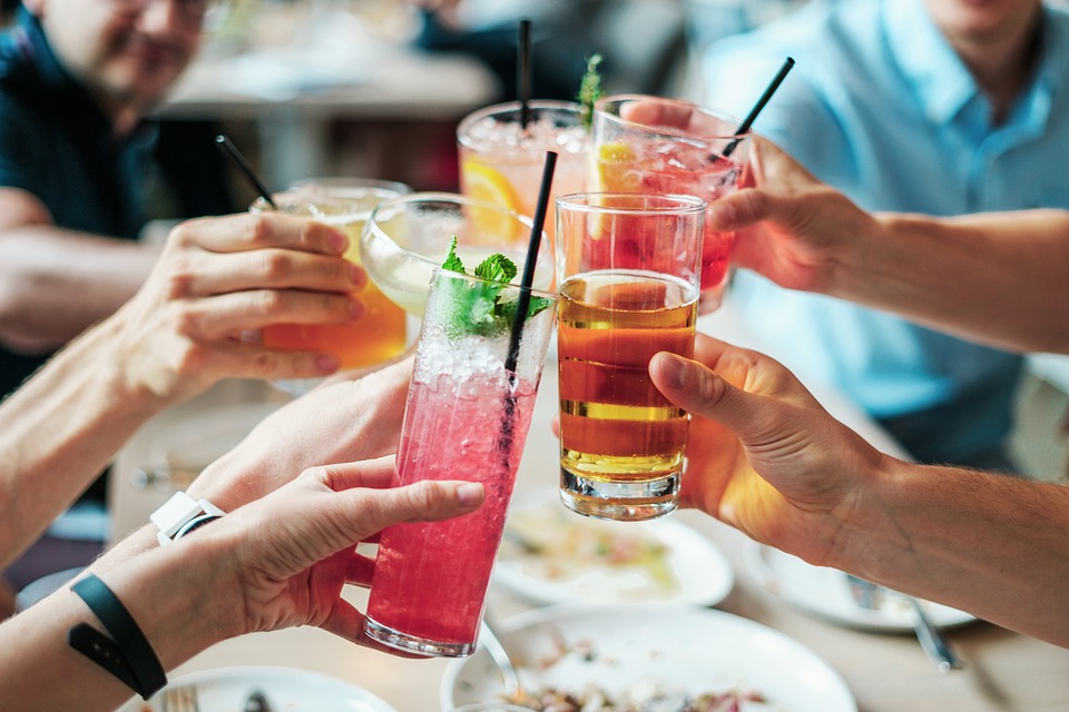 El consumo de alcohol acelera el envejecimiento, según estudio