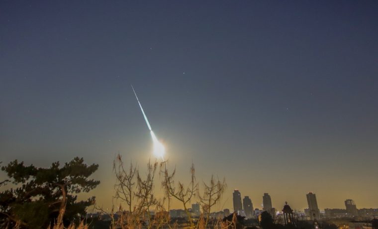 Asteroide impactó en la Tierra y regaló show de luces en Francia